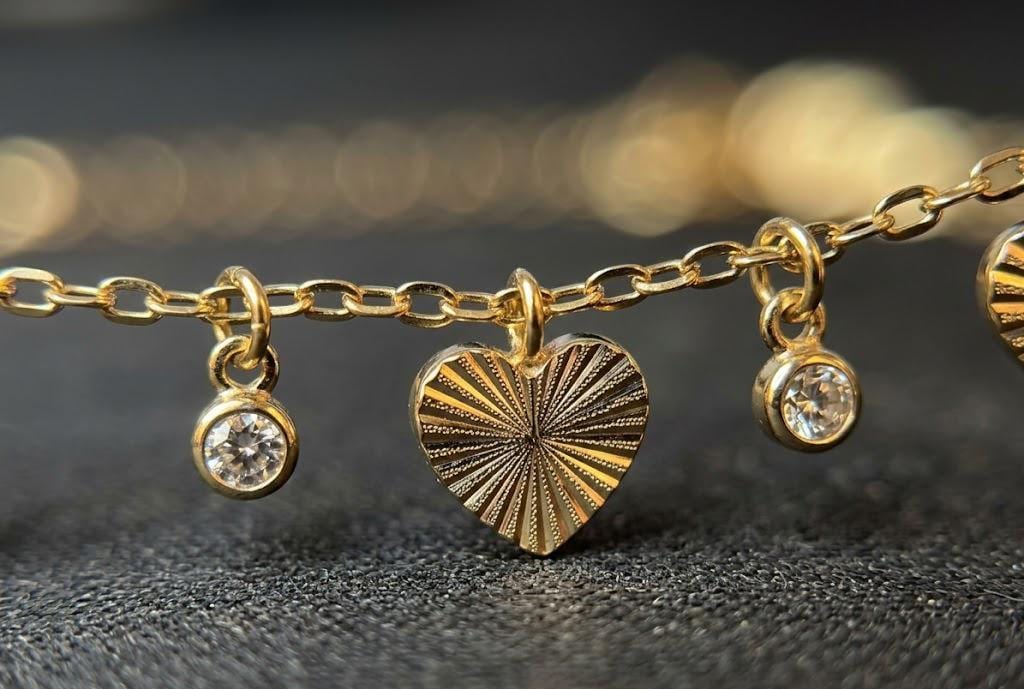 14K Gold Heart Charm Anklet, Dainty Sparkling Ankle Bracelet, Minimalist Boho Foot Jewelry