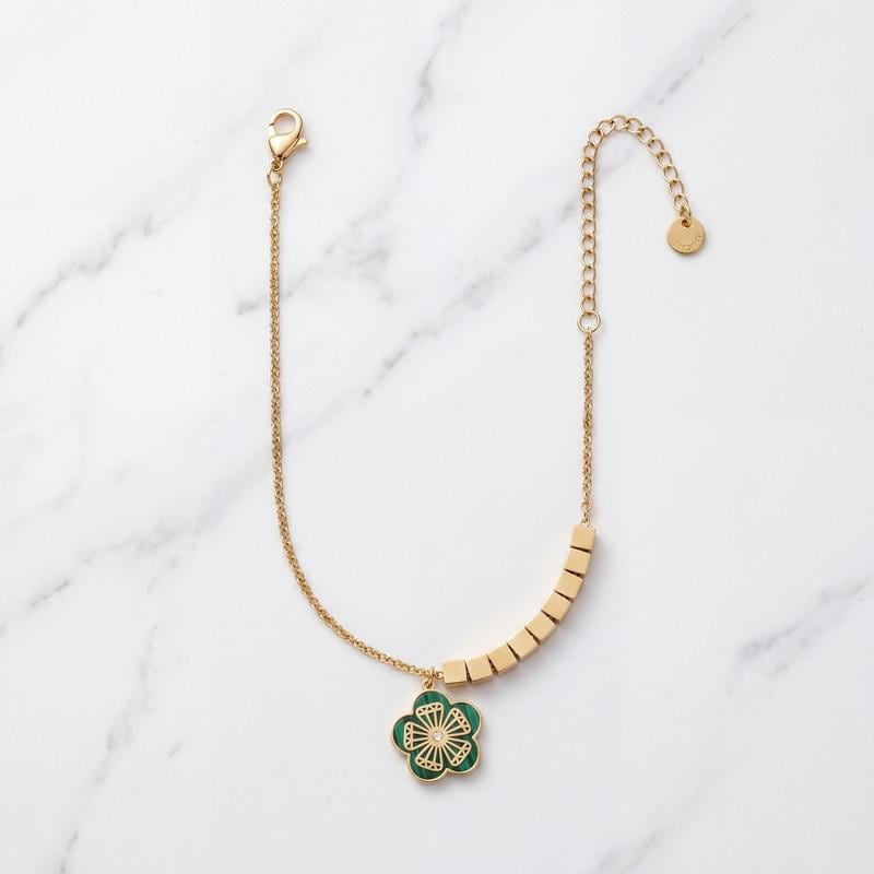Gold Daisy Flower Charm Bracelet