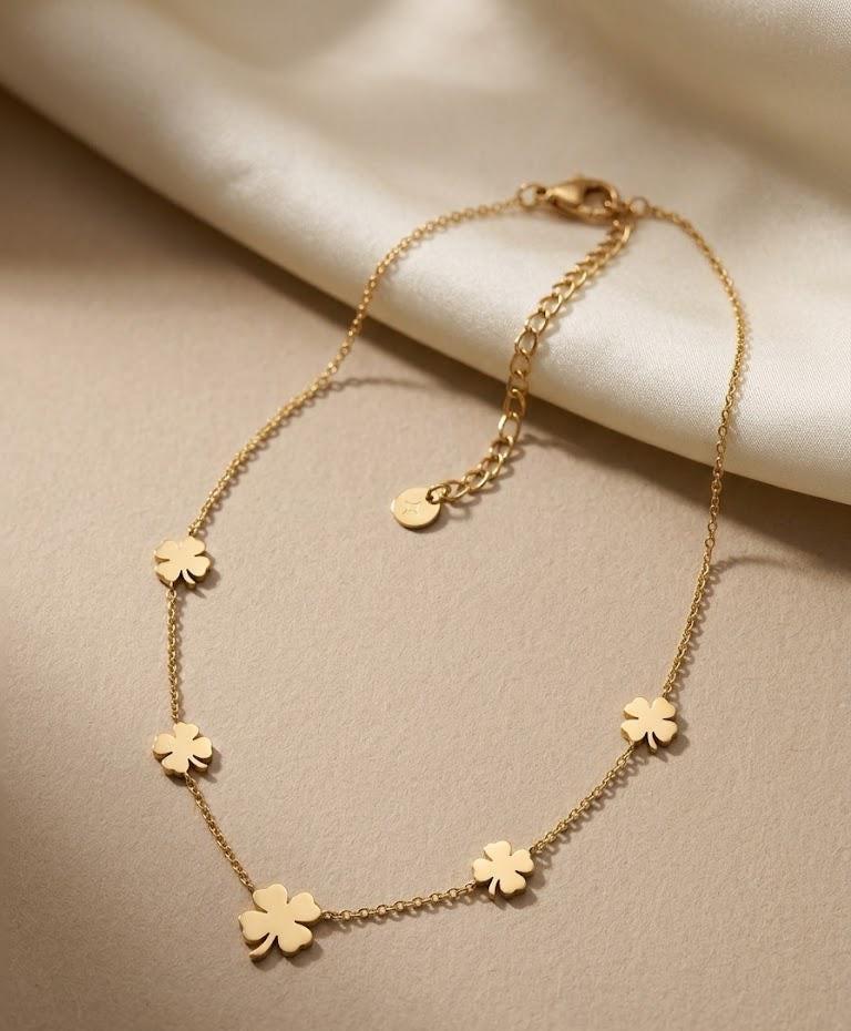 Gold Plated Four Leaf Clover Necklace – Minimalist Lucky Charm Everyday Jewelry