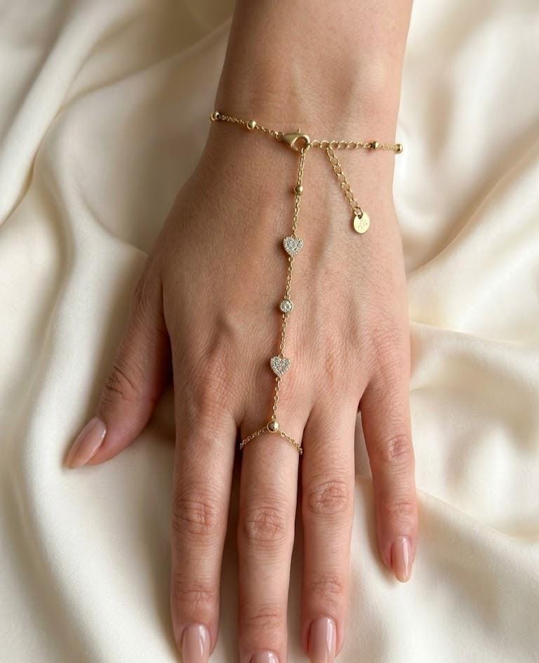 Gold Heart Shahmaran Bracelet, Dainty Hand Chain Bracelet, Minimalist Finger Bracelet, Gold Slave Bracelet, Delicate Zircon Hand Jewelry